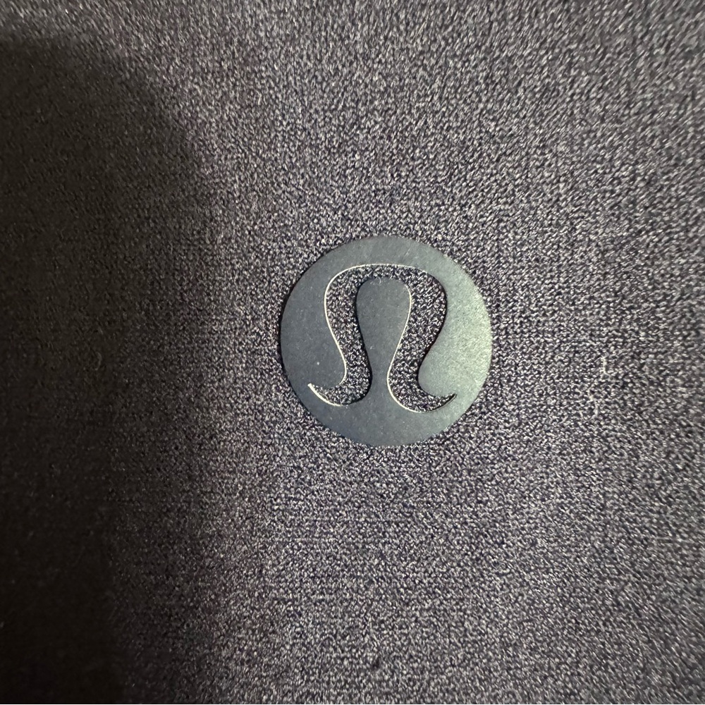 Lululemon Reveal Crop Leggings - Picture 9 of 16